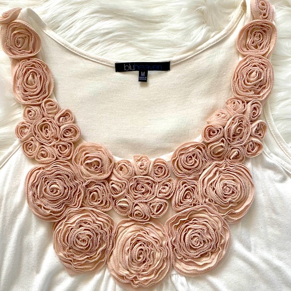 Flower embellished tank top - Picture 2 of 2